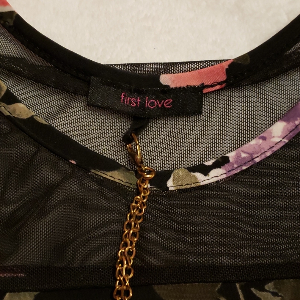 Shirt - Picture 3 of 7